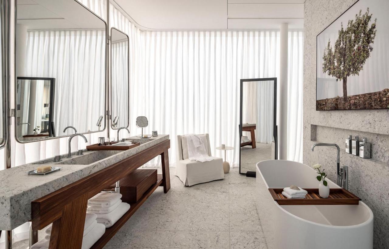 R48 Hotel And Garden Тел Авив Екстериор снимка