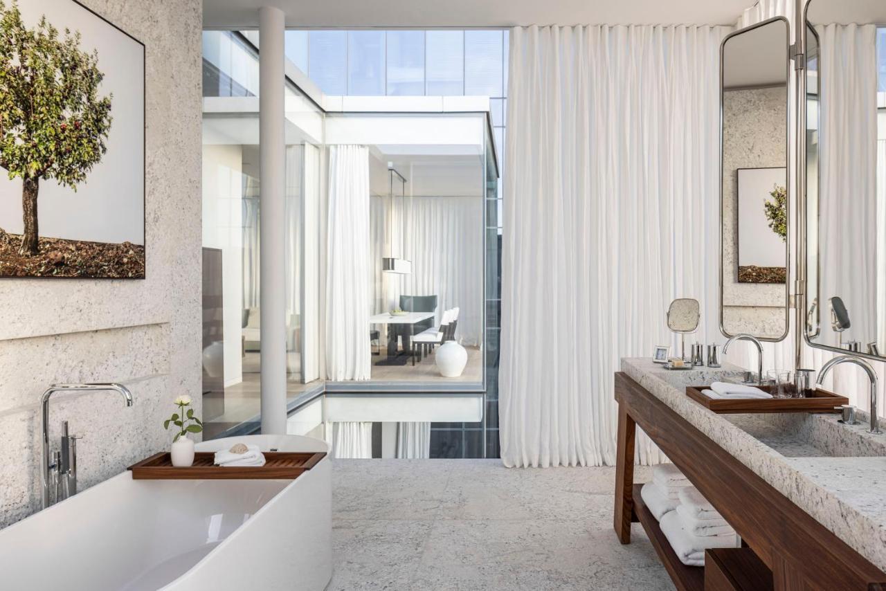 R48 Hotel And Garden Тел Авив Екстериор снимка